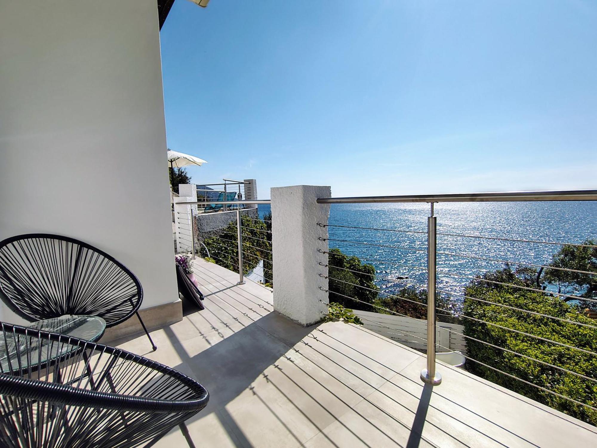 Conca Verde C21- Beach Front Little Villas Pool, Private Jacuzzi Sea View Marina dʼMarina dʼAndora Exterior foto